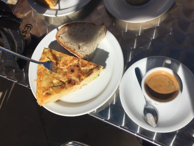 Breakfast: Tortilla (egg, potato and veggies) cafe solo and bread